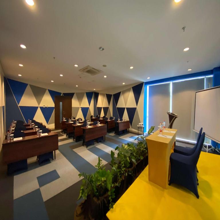 Meeting room / ballrooms, Ispi Hotel Cikarang Festival in Cikarang