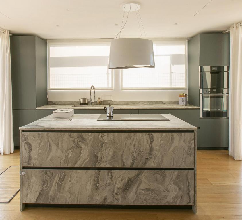 Luxe Vatican Penthouse - 3