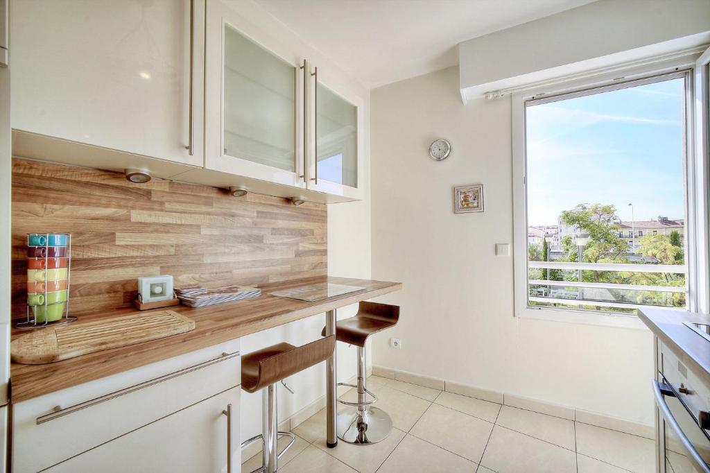 Spacieux 2 chambres TERRASSE, PARKING proche CENTRE VILLE A2B237 - 5
