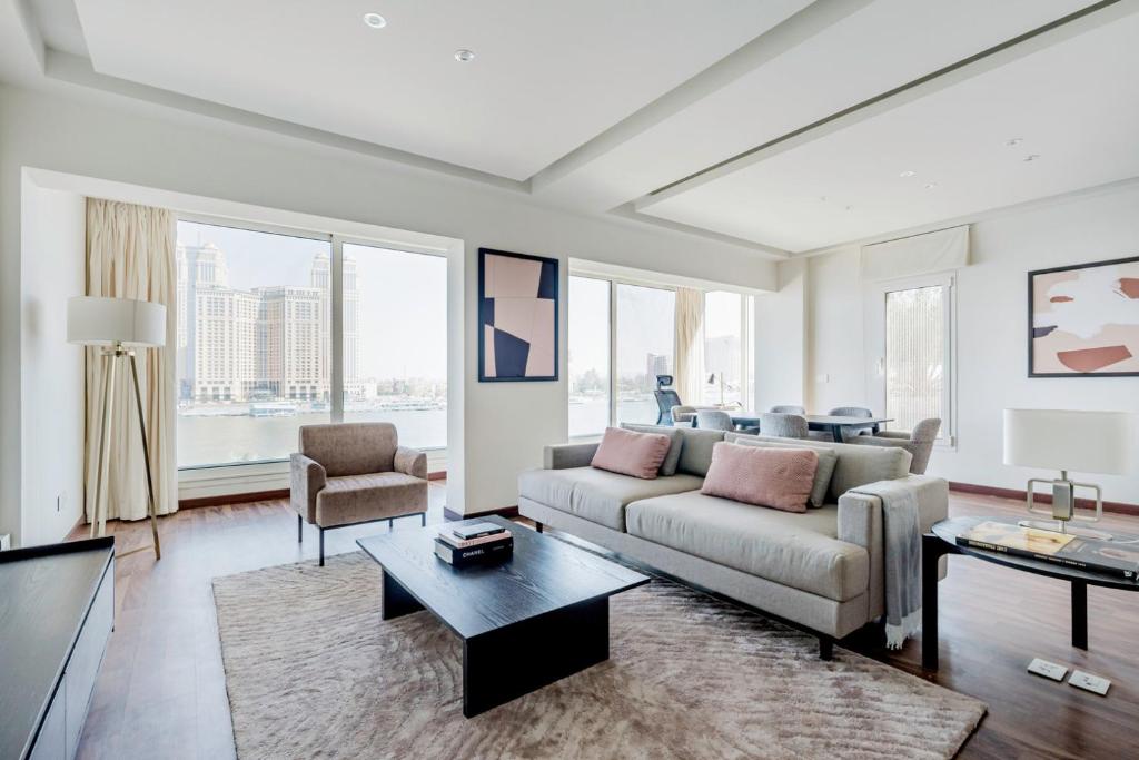 Blueground Zamalek 2BD River View CAI-1, Káhira