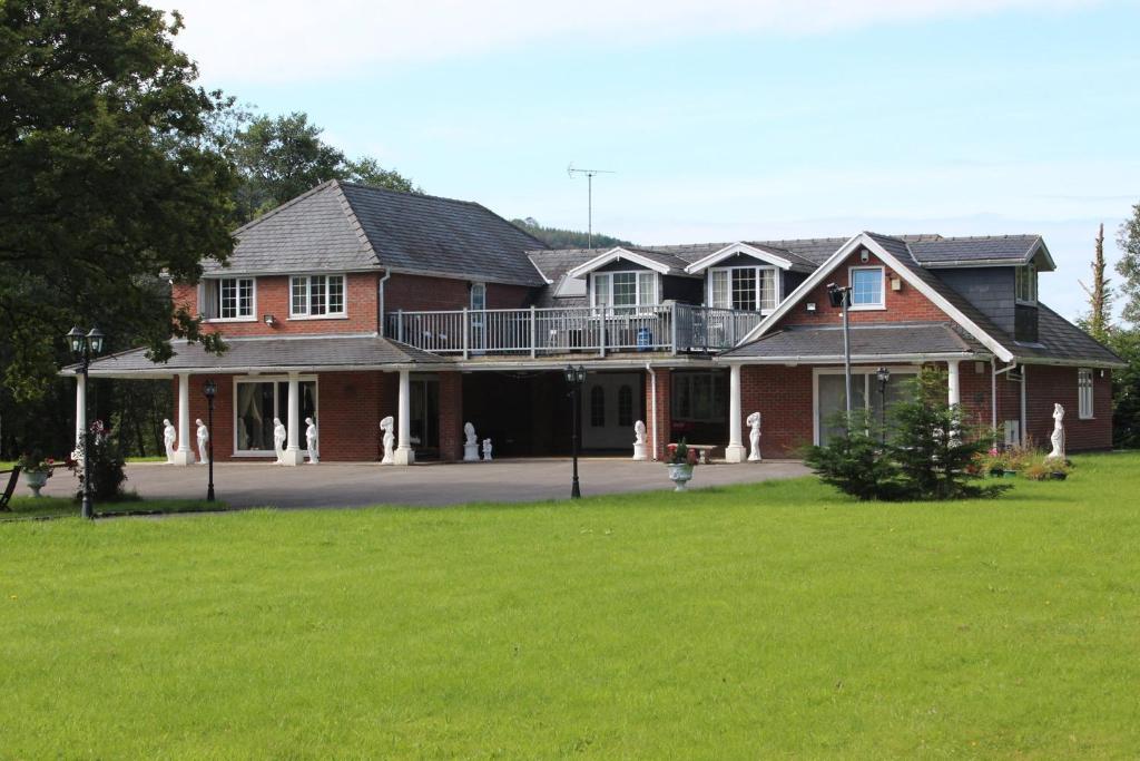 Vijaygardens Mid Walsh Minimum 3 nights stay OR more nights, Glanamman