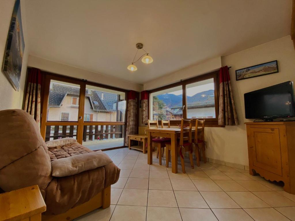 Appartement T2 avec balcon au centre de Samoëns - FR-1-624-44 - 4