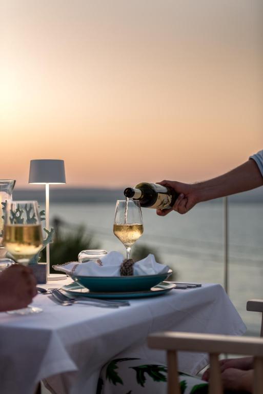 Aloe Boutique Hotel & Suites - adults only — Restauracje i bary in Pláka