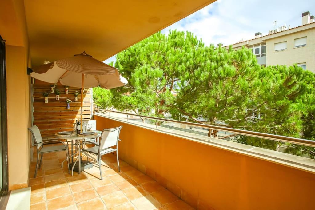AL47 Spacious apartment near Fenals beach - 2