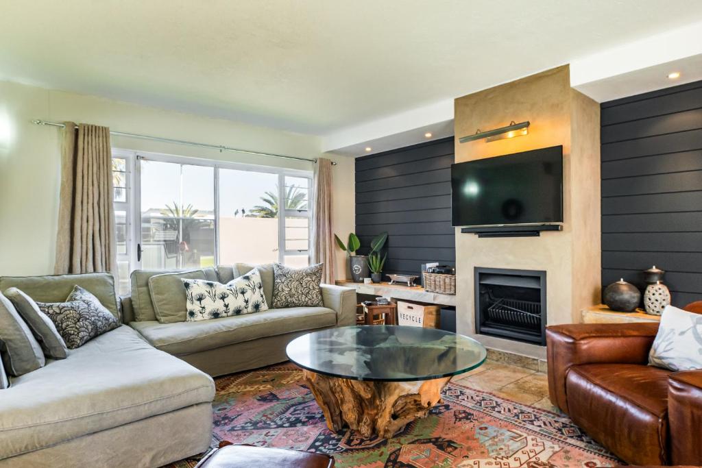 Tranquil Beachside Oasis Your Relaxing Getaway, Swakopmund