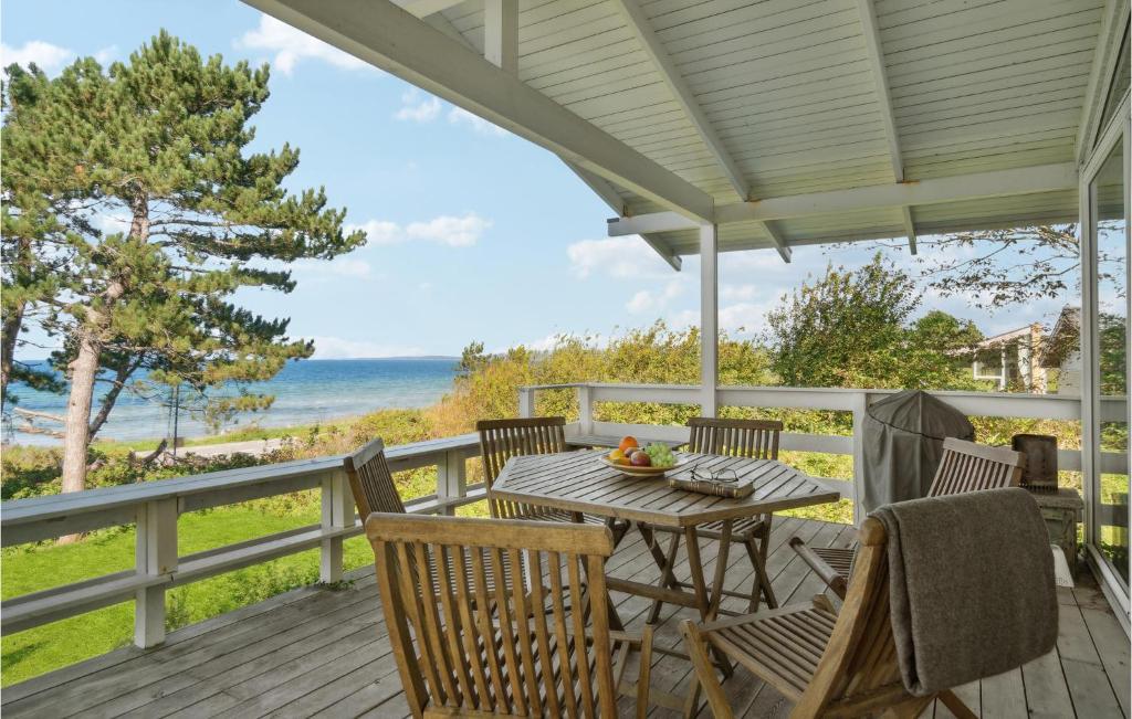 4 Bedroom Gorgeous Home In Føllenslev, Føllenslev