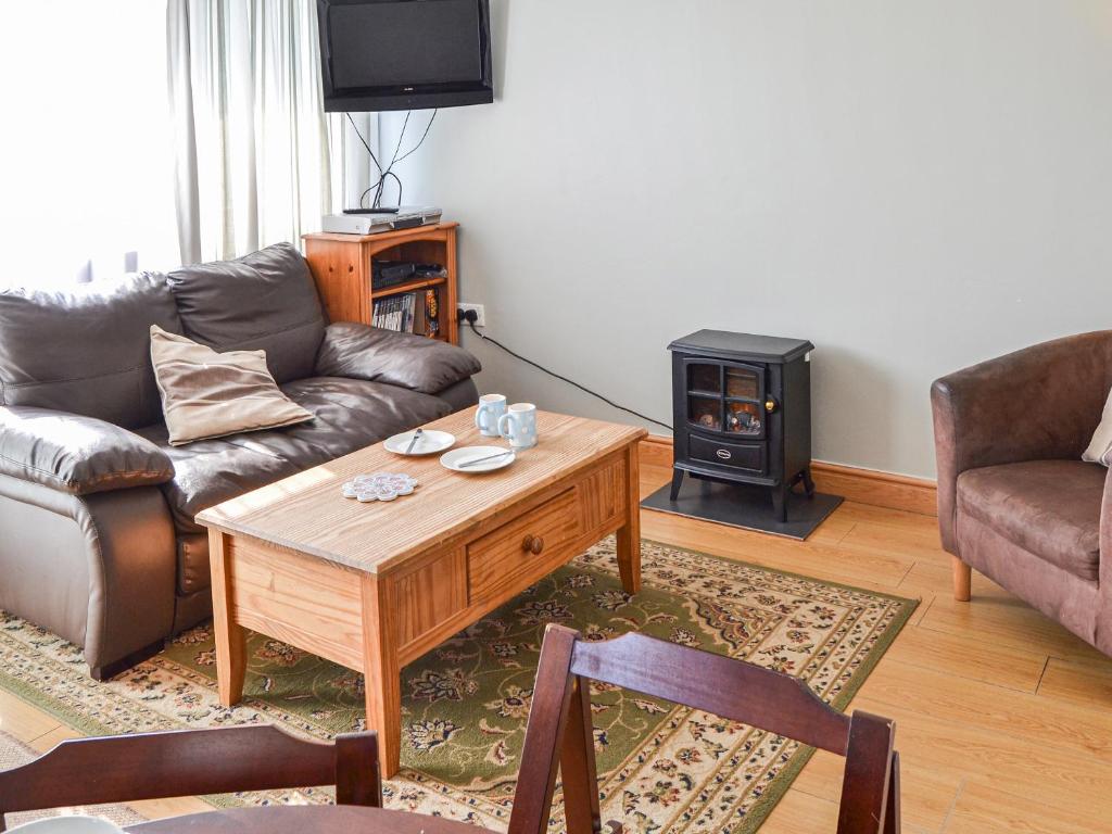 Bermuda Haven, Hemsby