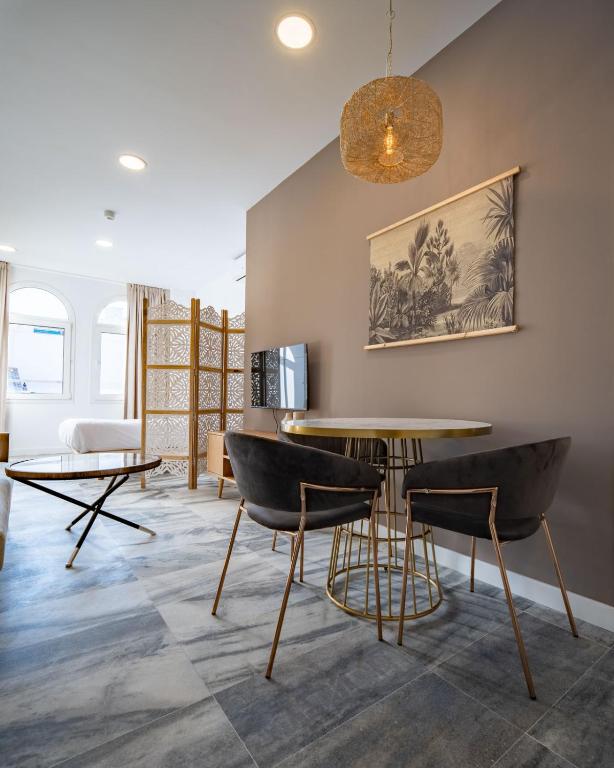 William Martin Apartments - 4