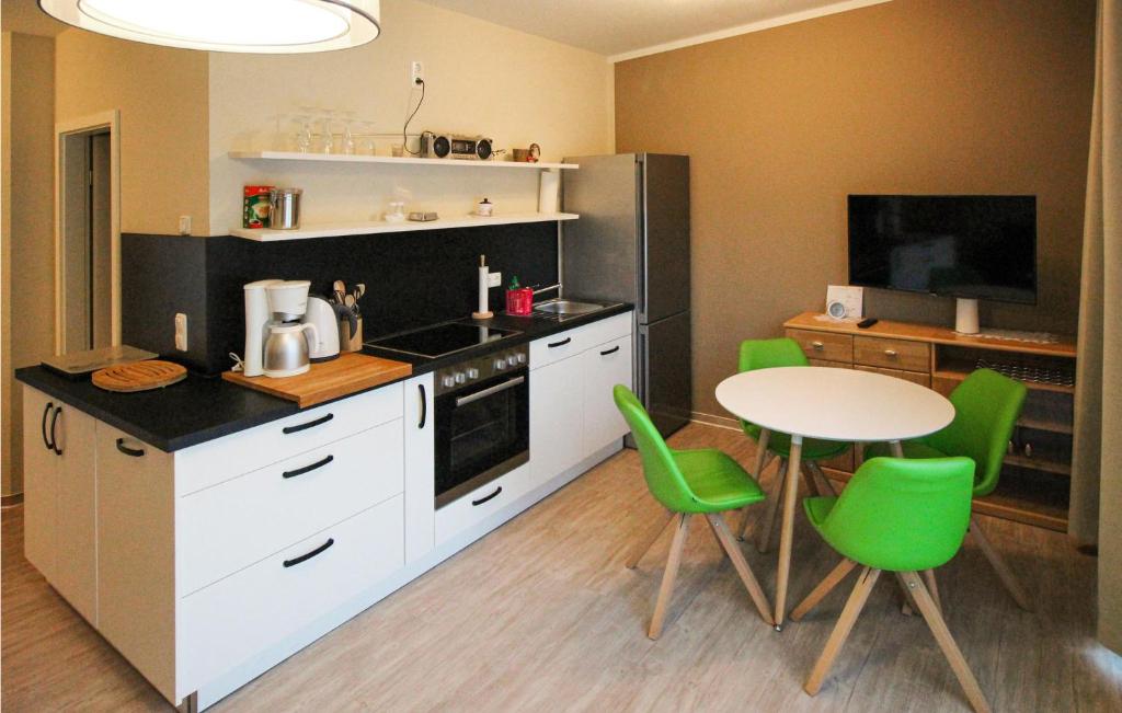 Lovely Apartment In Graal-Muritz