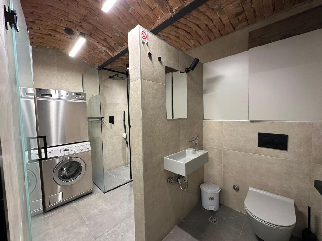 City Centre Retreat Krunska Industrial Apartment - 2