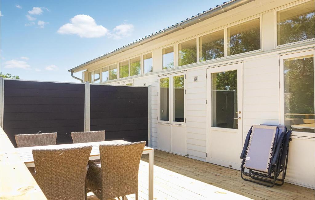 Nice Apartment In Nexø With Wifi, Neksø