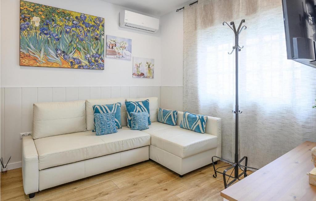 2 Bedroom Lovely Home In Málaga - 4