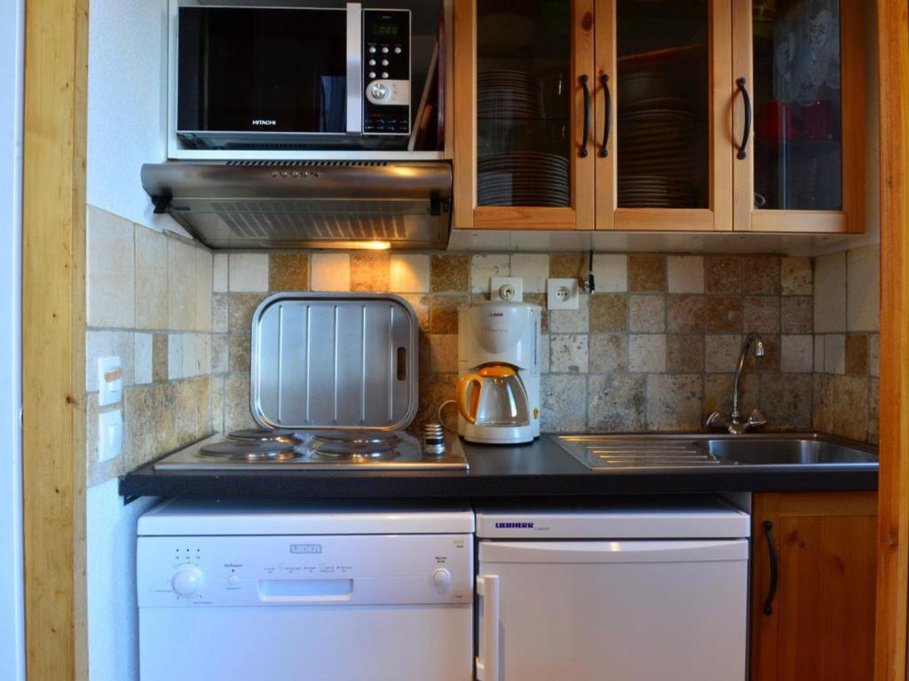 Duplex rénové 8 pers. à 3 min des pistes avec balcon et parking gratuit - FR-1-329-94 - 3