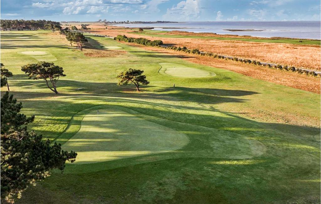 Amazing Home In Löddeköpinge With Wifi, Löddeköpinge