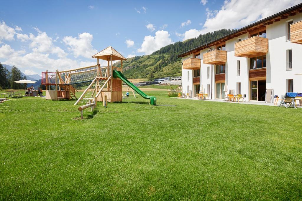 Reka-Ferienanlage Scuol - 4