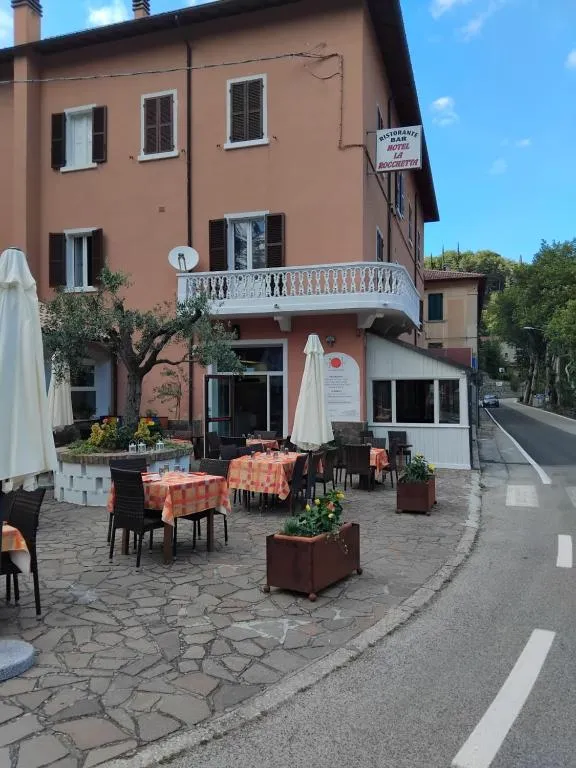 Locanda Rocchetta-Premilcuore, מלון בפרמילקוורה