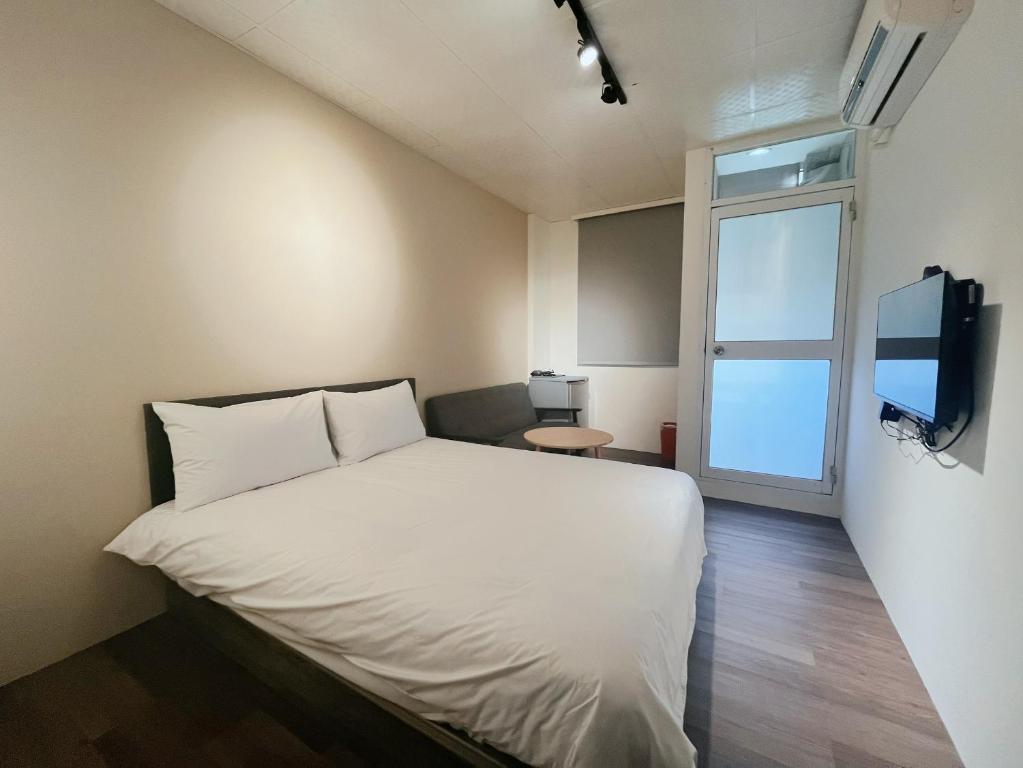 逢甲 忘時輕旅, Tchaj-čung