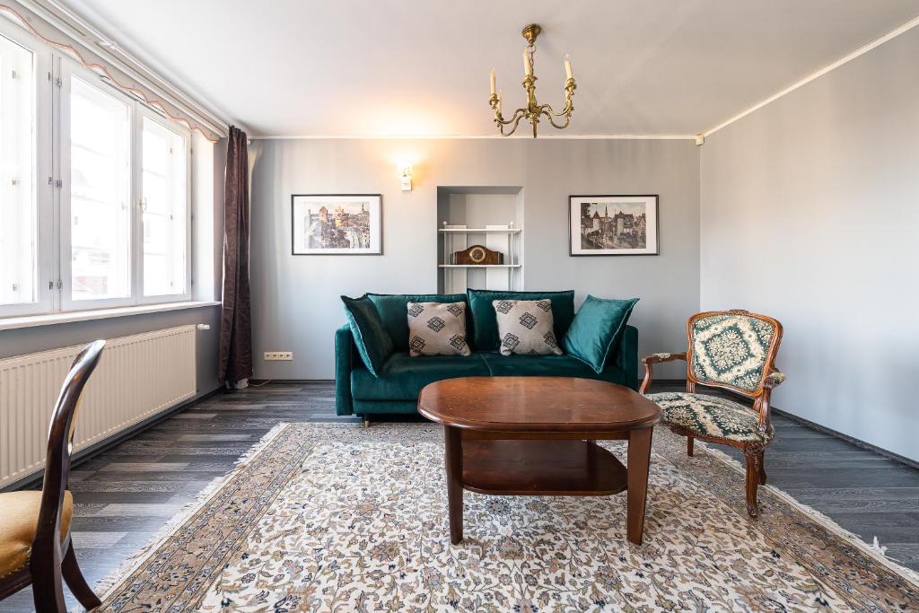 Old Town - Hall Square Apartment 전경