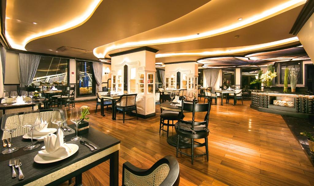 Le Journey Luxury Cruise Lan Ha Bay