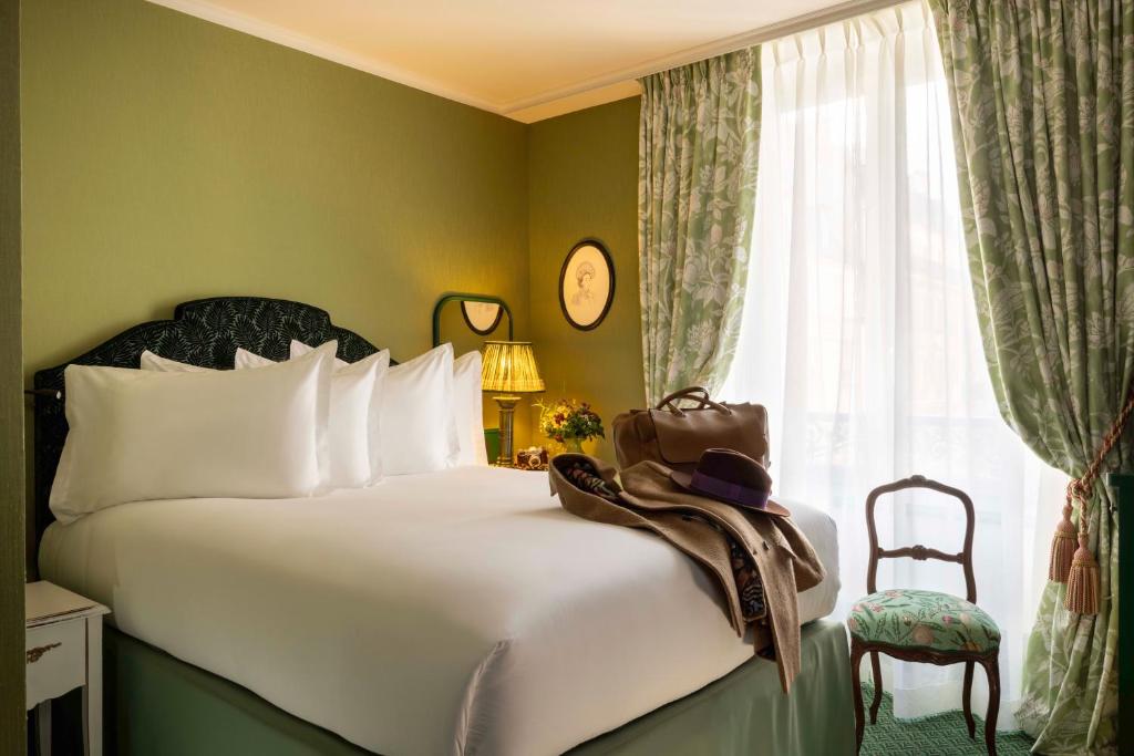 UNE AUTRE CHAMBRE - 2