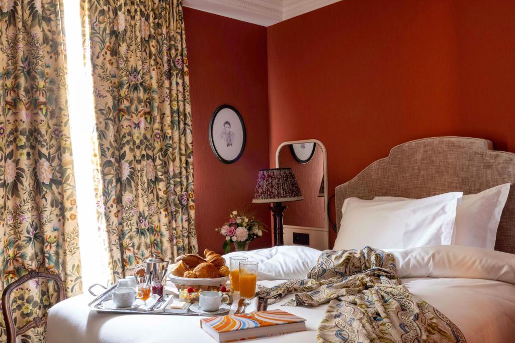 UNE AUTRE CHAMBRE - 3