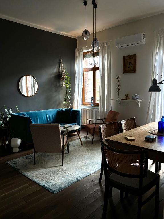 D7 Apartment, Krakov