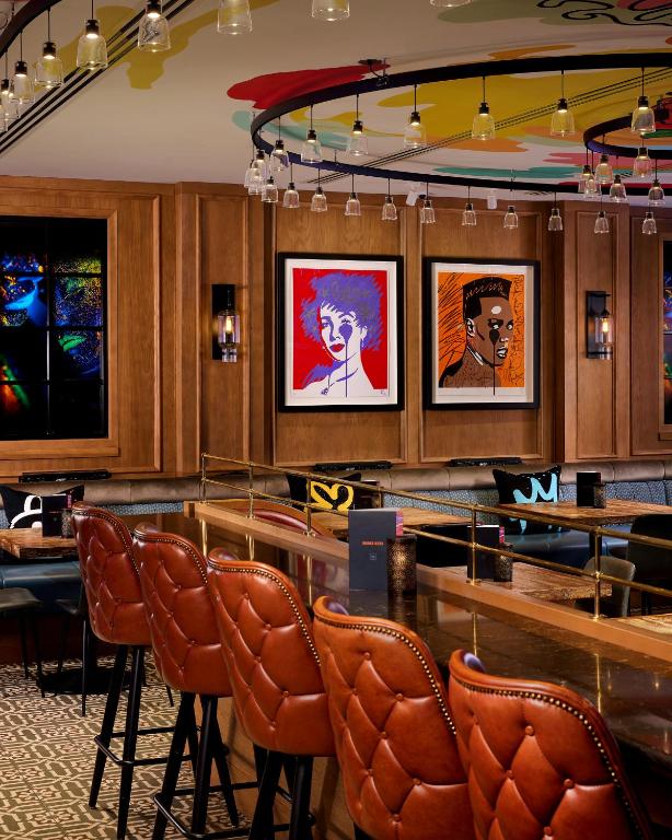 Bar/lounge