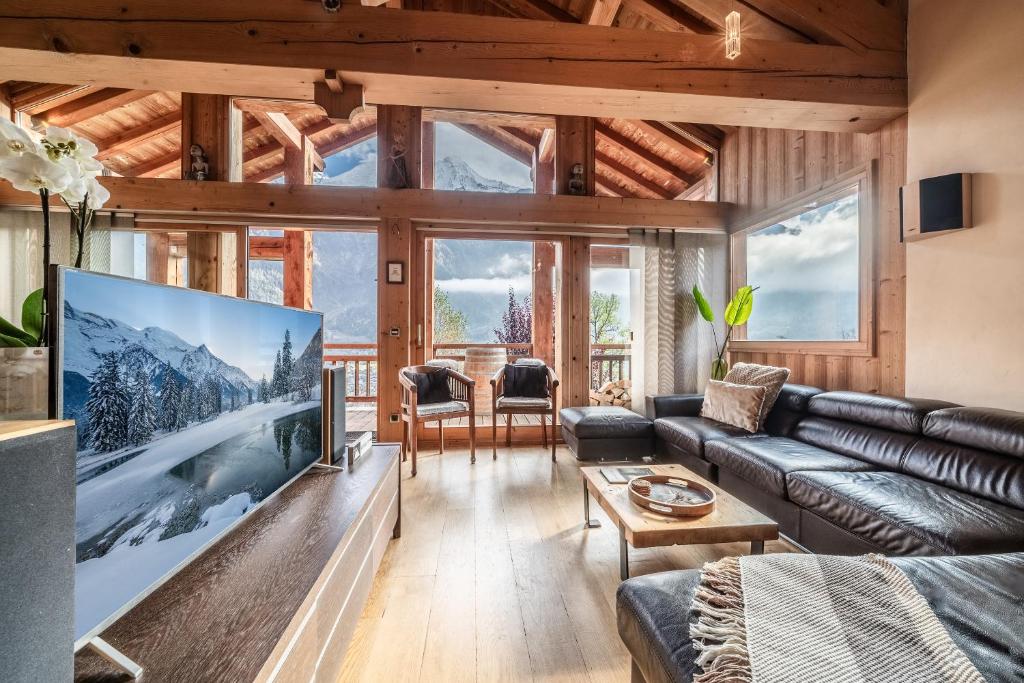 Chalet Ibex Mont-Blanc View, ideal for families, Private Hammam, Sleeps 10 in Les Houches - 3