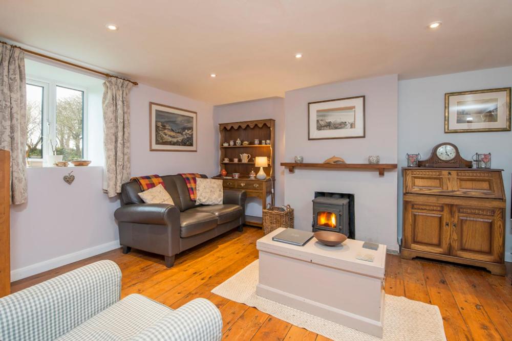 Drws Gobaith-West, Haverfordwest