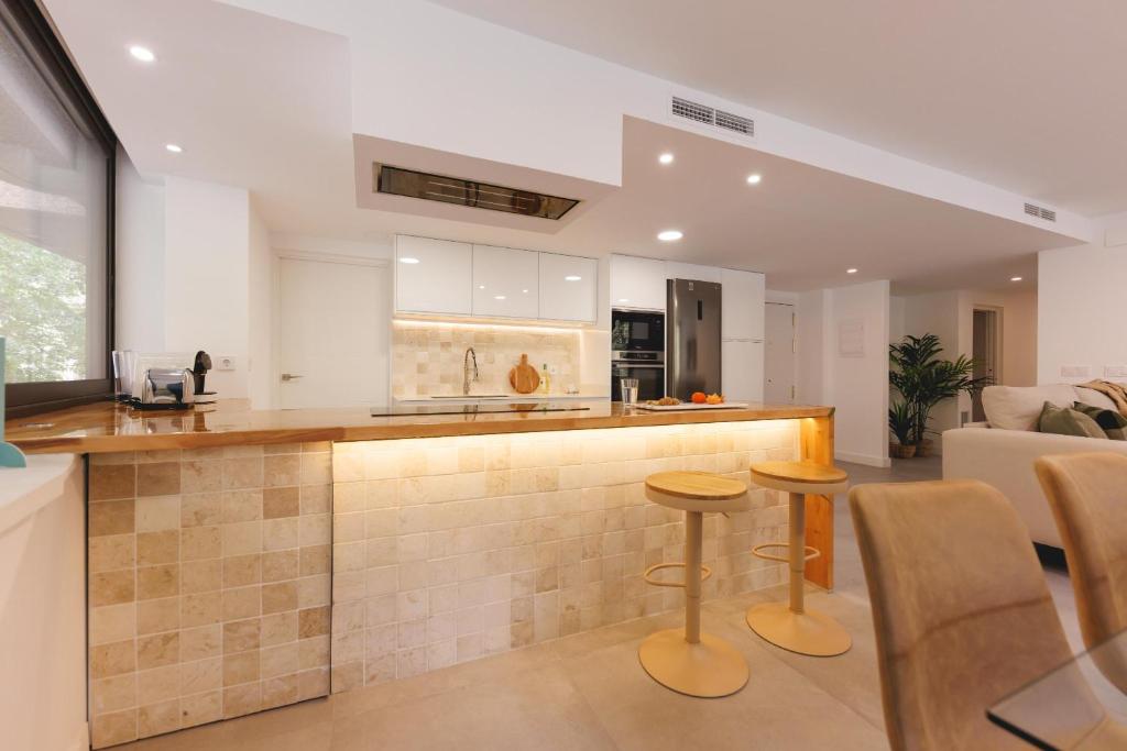Bravissimo Turbau Entresol A, with 3 bedrooms - 5