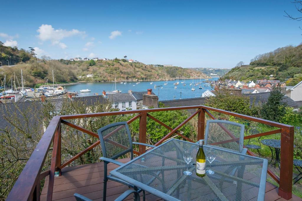 15 Newport Road, Fishguard