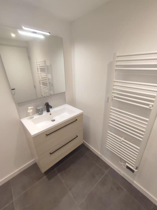 Appartement T2 centre de Lourdes - 2