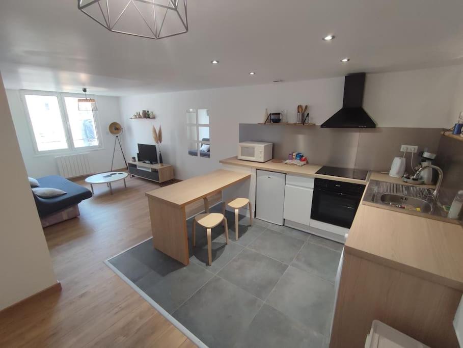 Appartement T2 centre de Lourdes - 4
