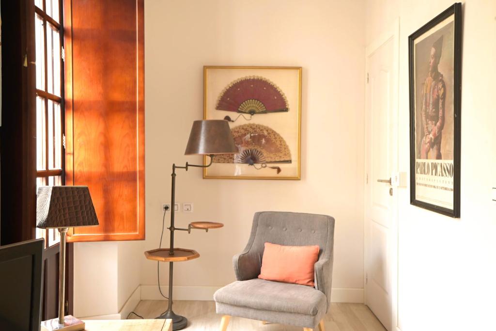 Stylish Andalusian house in historical center, Sevilla