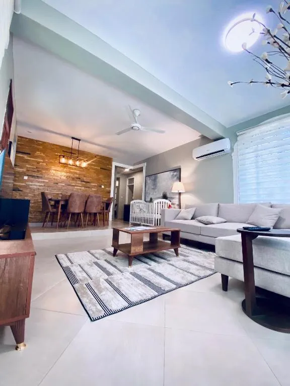 Jacomo Residences, hotel in Dar es Salaam
