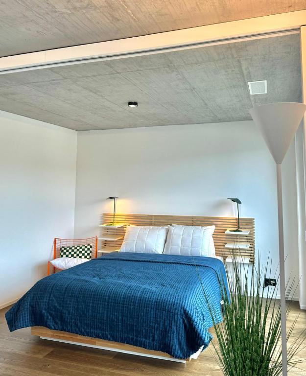 Studio 111 - Blue, Aarau