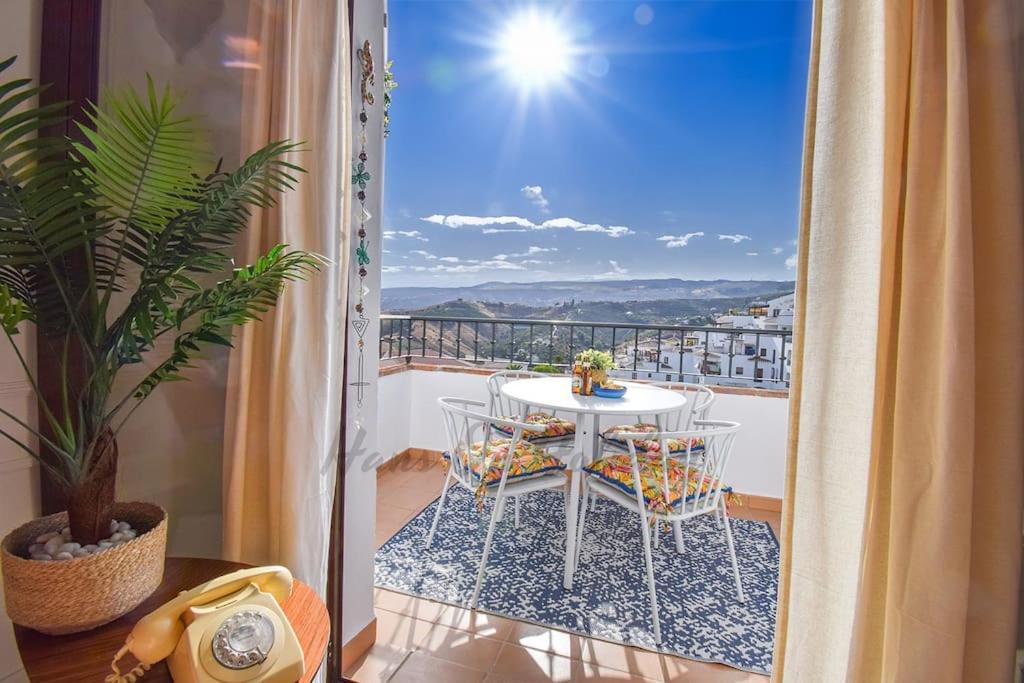 Piso Amaranta, Frigiliana Modern 2 bedroom, 2 bathroom Apartment with Air conditioning and Pool HansOnHoliday Rentals - 2
