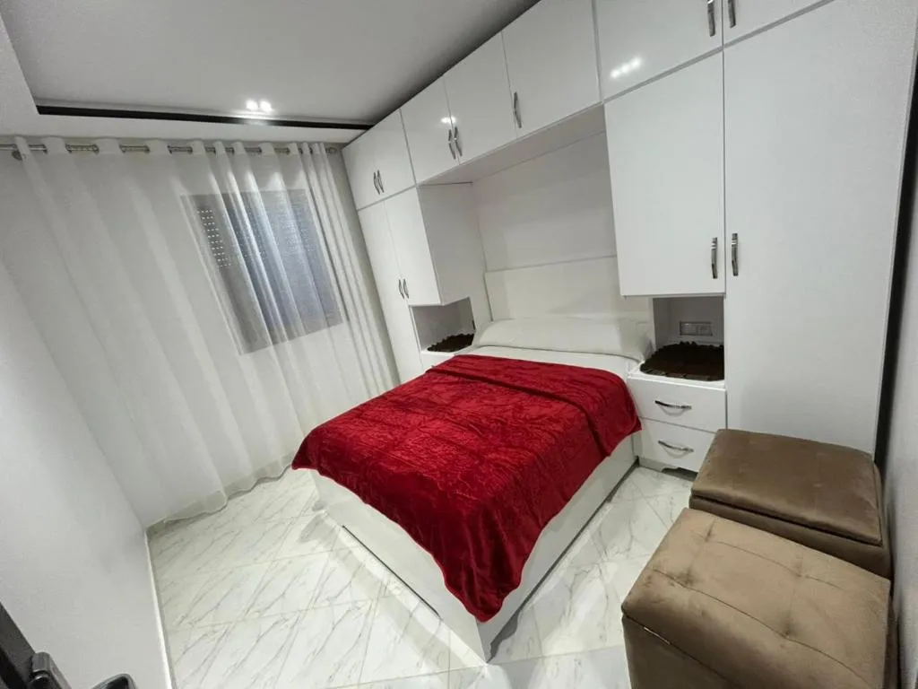 Apartment in Al Hoceima، فندق في الحسيمة
