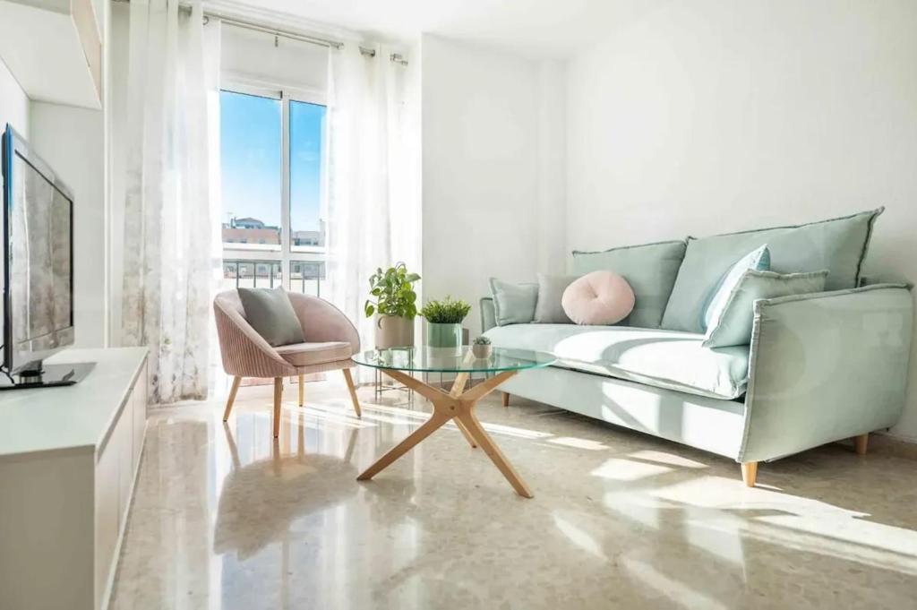 Bright Apartment in Central Málaga, 100 m², Málaga