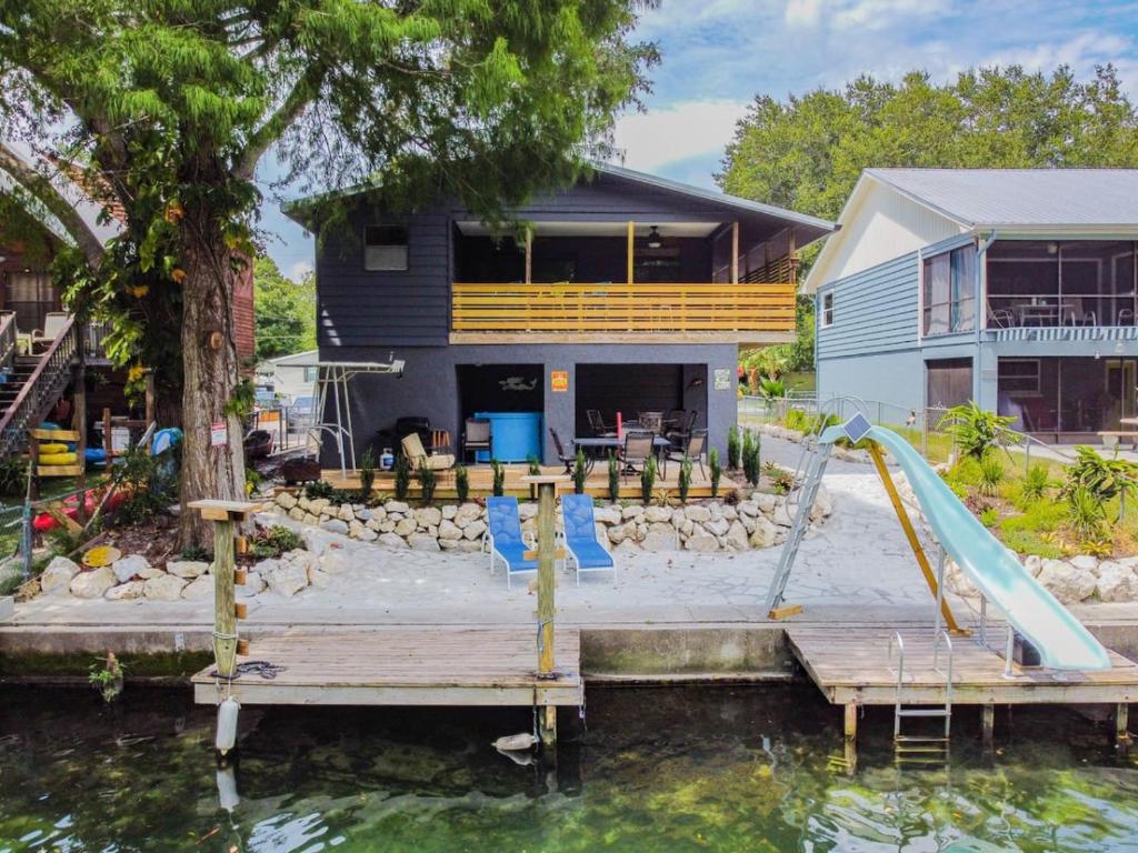 Landing at Richard Weeki River, Spring Hill