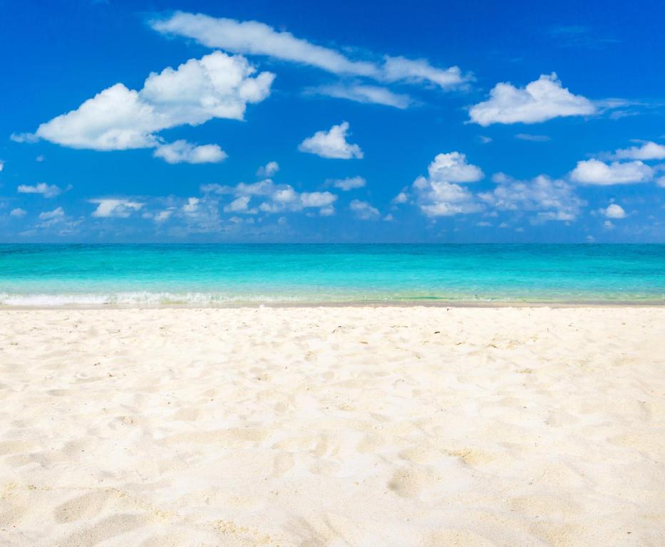 Three Pools, Steps to Beach, Dining and Shopping!, Santa Rosa Beach