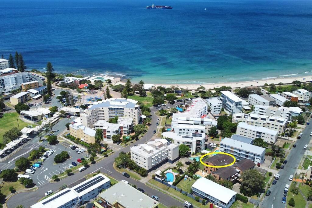 Coastal Comfort, Relaxing Kings Beach Retreat, Caloundra