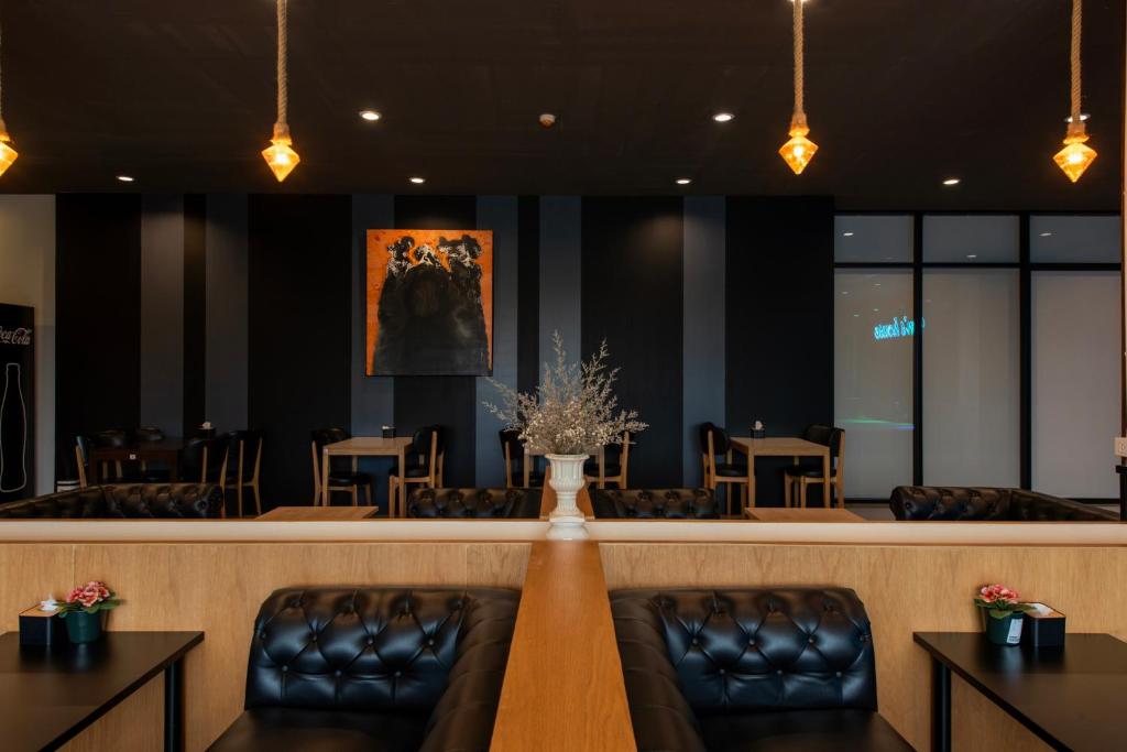 Banquet hall, PP Residence Bangbuathong in Nonthaburi