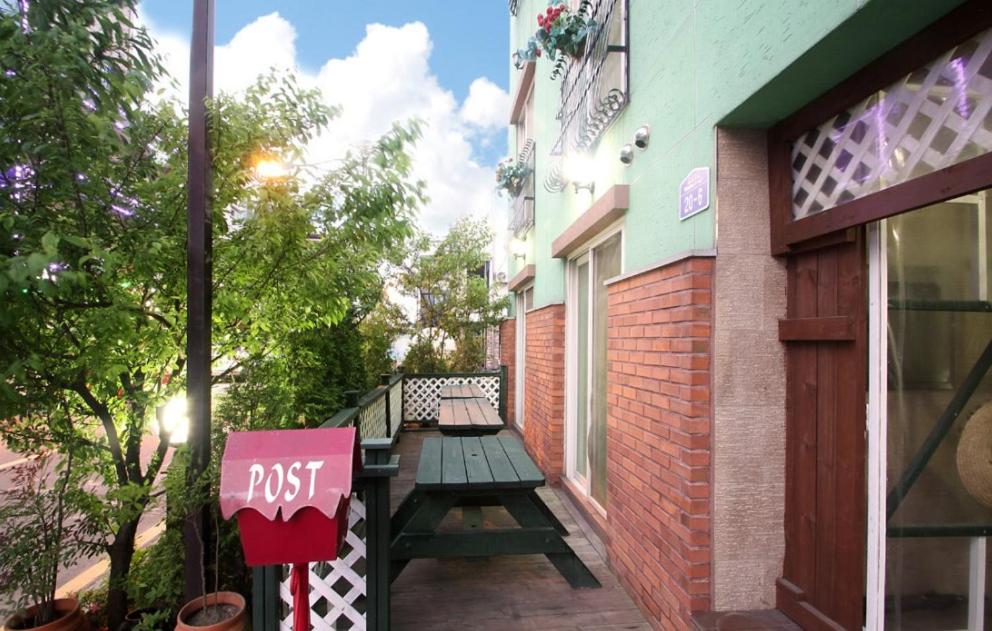 대천 초록 펜션 외부 공간