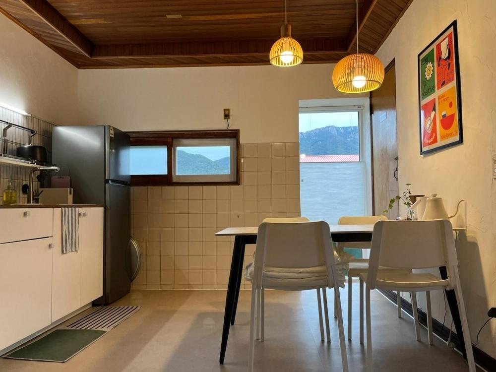 4. 남해양옥 (Na..