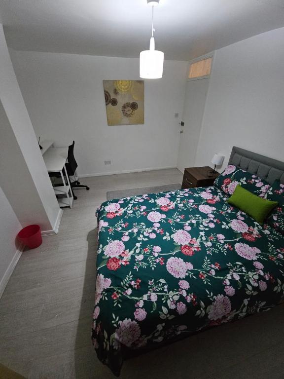 Spacious Double room 2, Nottingham