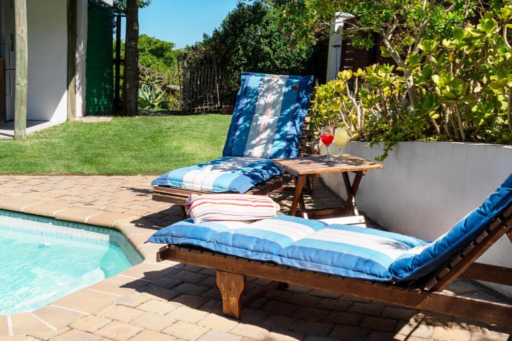 スイミングプール