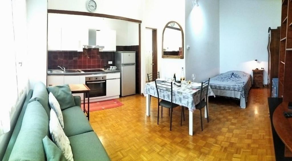 Appartamento Crocetta 51, Milan