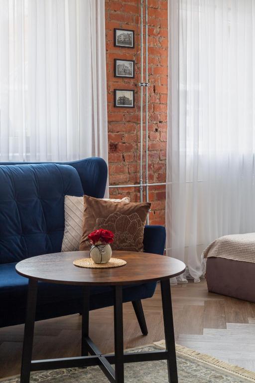 Old street apartment, Šiauliai