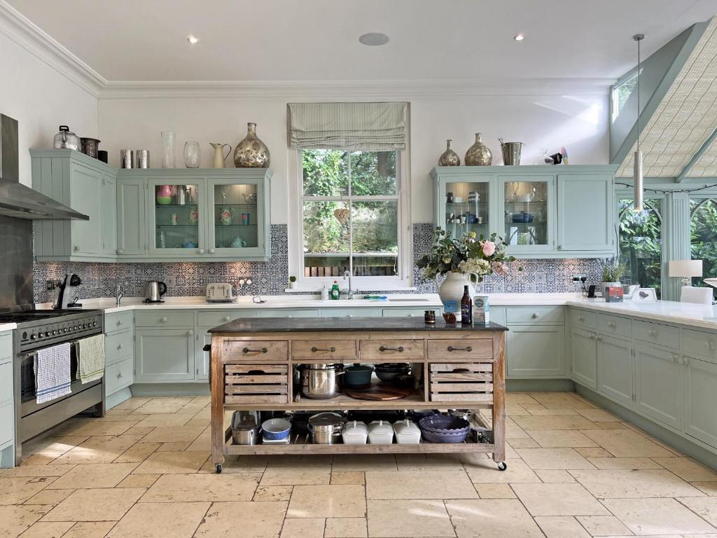 Trenare, a large period property centrally located in Truro, Kenwyn